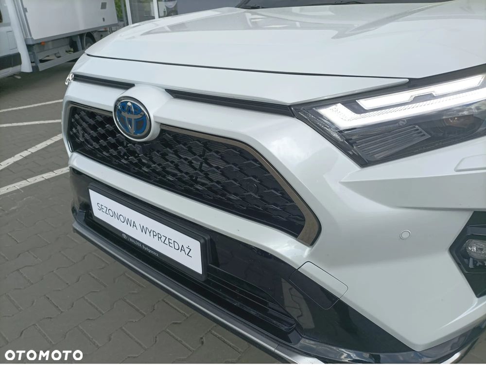 Toyota RAV4 - 7