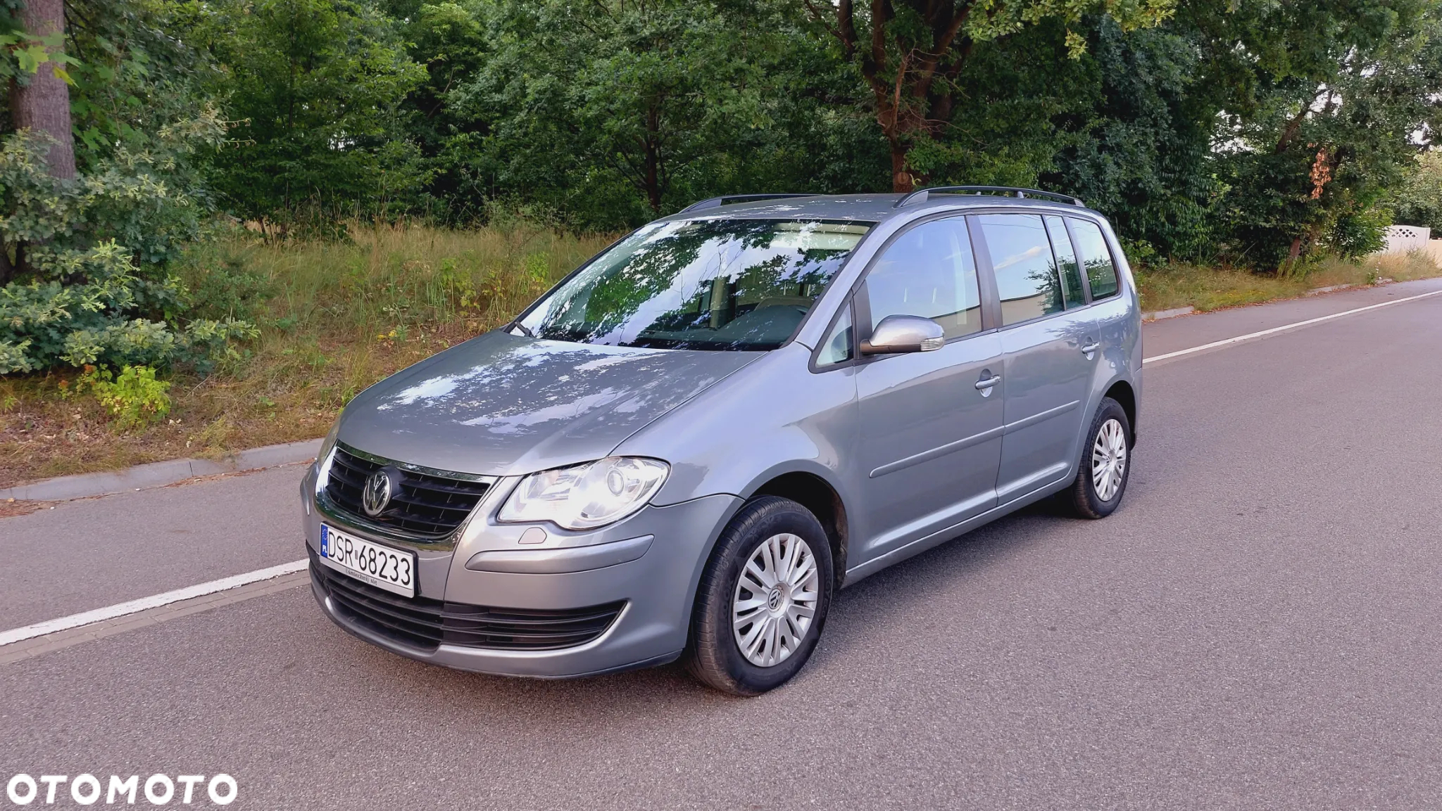 Volkswagen Touran - 8