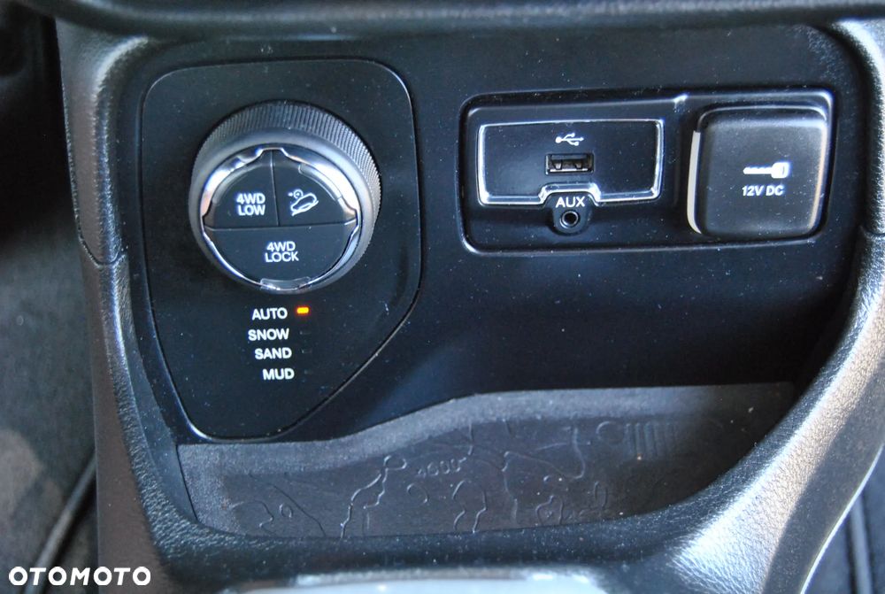 Jeep Renegade 2.0 MultiJet Active Drive Low Automatik Limited - 25