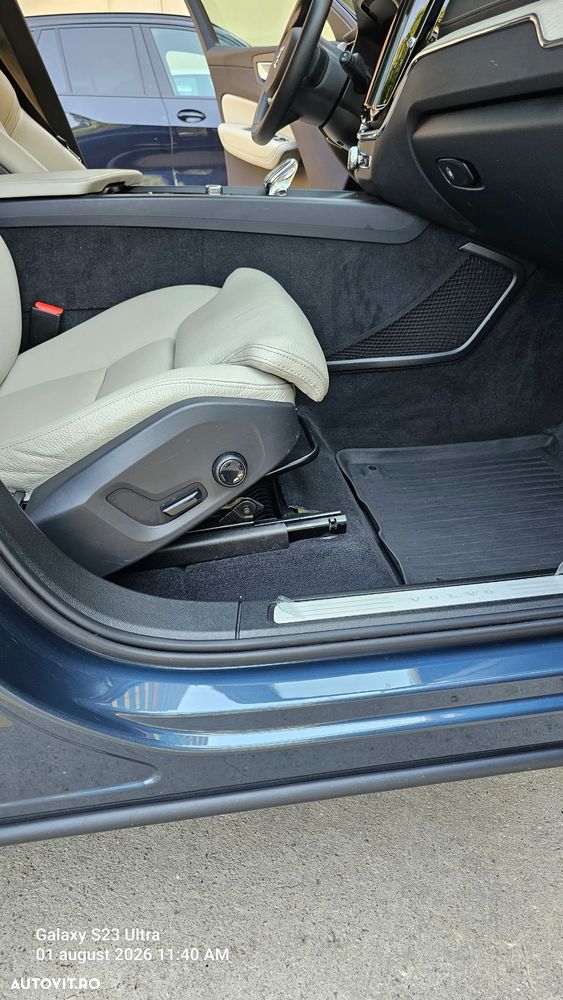 Volvo XC 60 T8 Twin Engine AWD Inscription - 23
