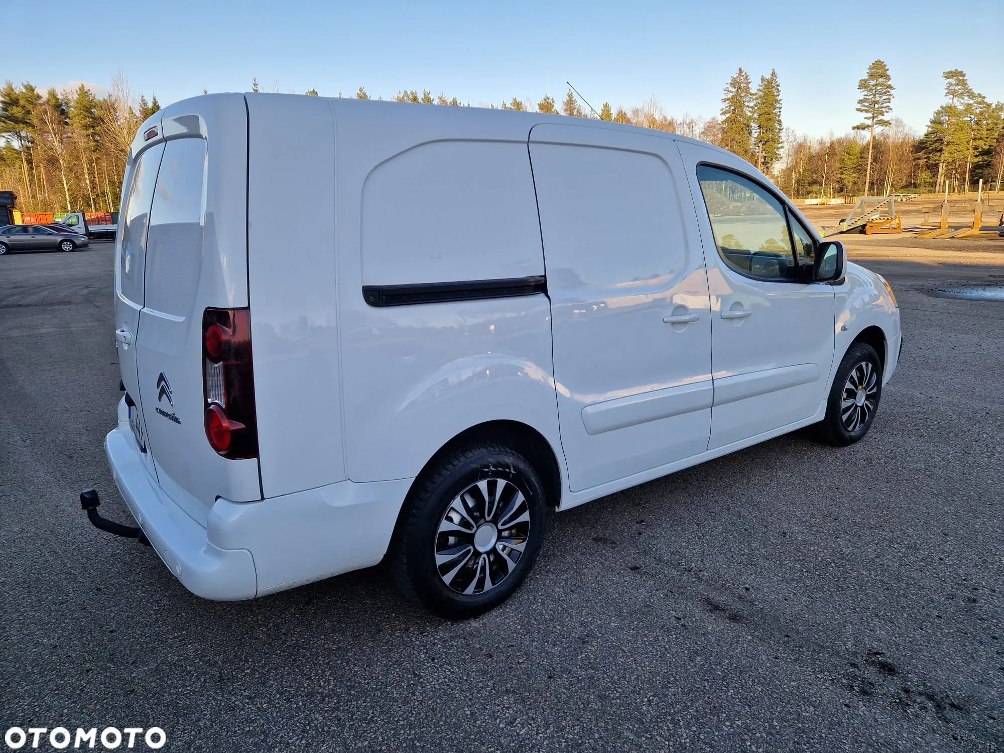 Citroën Berlingo 1.6 HDi Van Automat L2 long 2017 3 miejsca FV-M - 3
