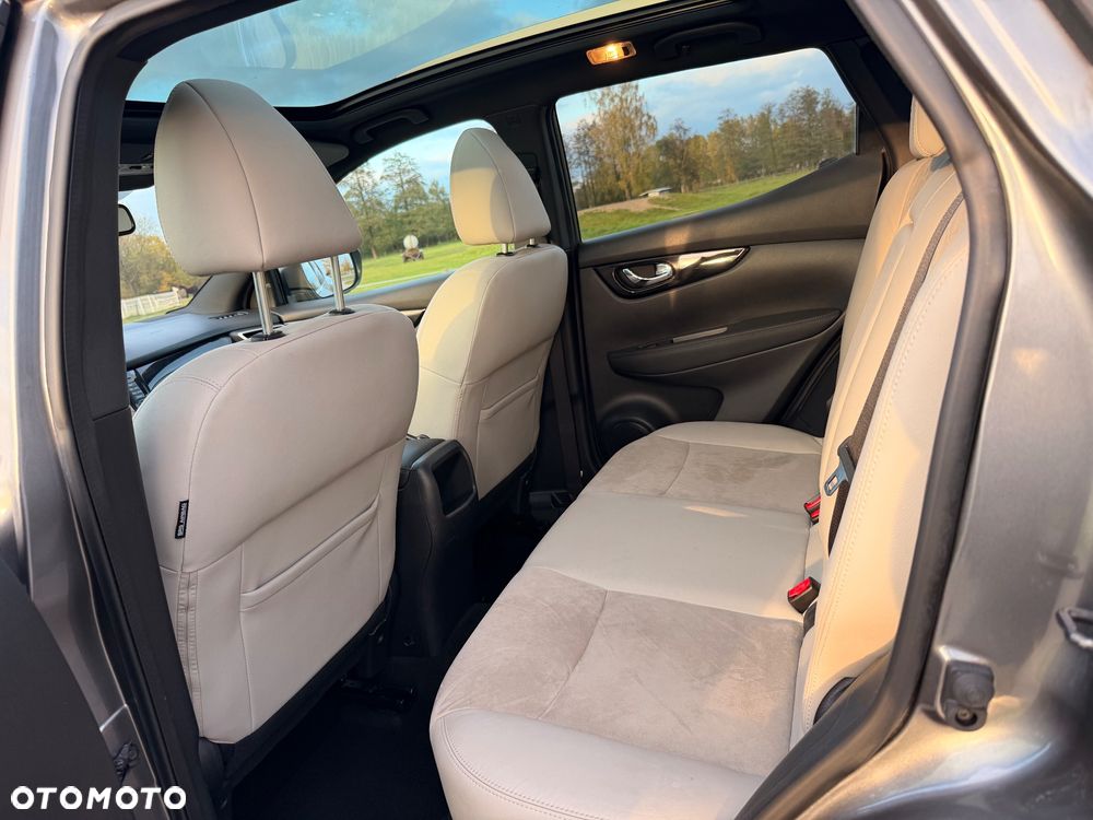 Nissan Qashqai 1.6 DCi Tekna+ - 28