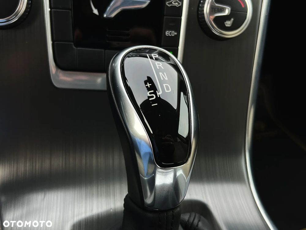 Volvo XC 60 D4 Geartronic Summum - 31