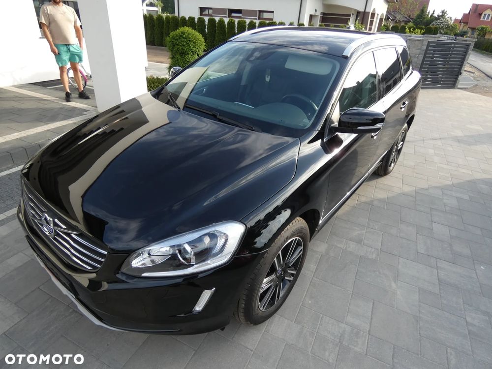 Volvo XC 60 D5 AWD Momentum - 14