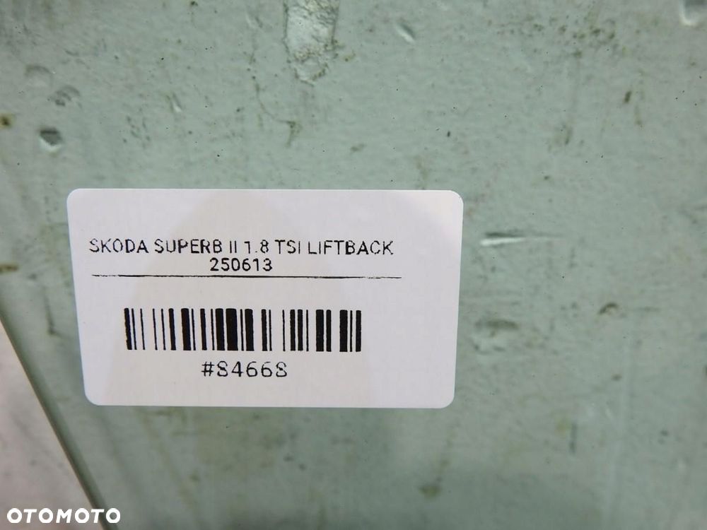 SZYBA DRZWI PRAWY PRZÓD SKODA SUPERB II - 4