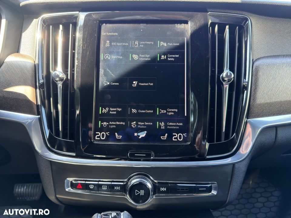 Volvo V90 - 17