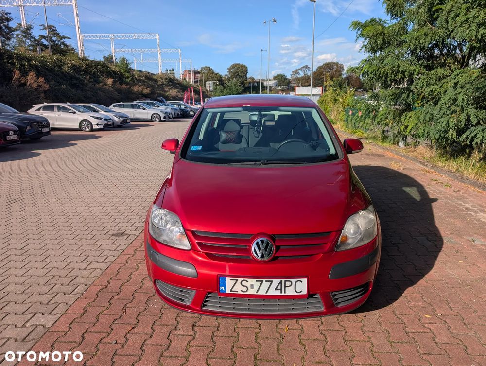 Volkswagen Golf 1.6 FSI Trendline - 1