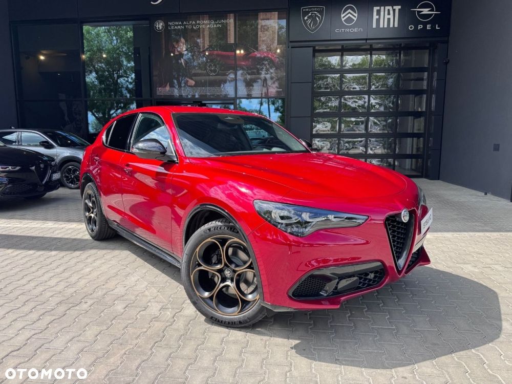 Alfa Romeo Stelvio - 5
