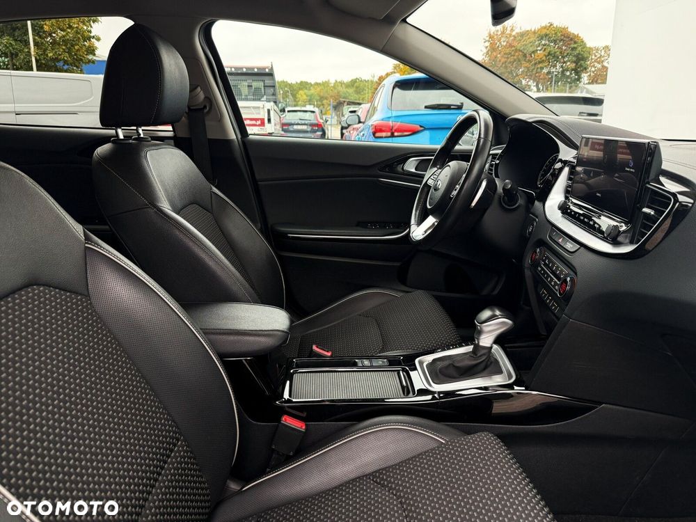 Kia XCeed 1.6 GDI PHEV L Business Line DCT - 28