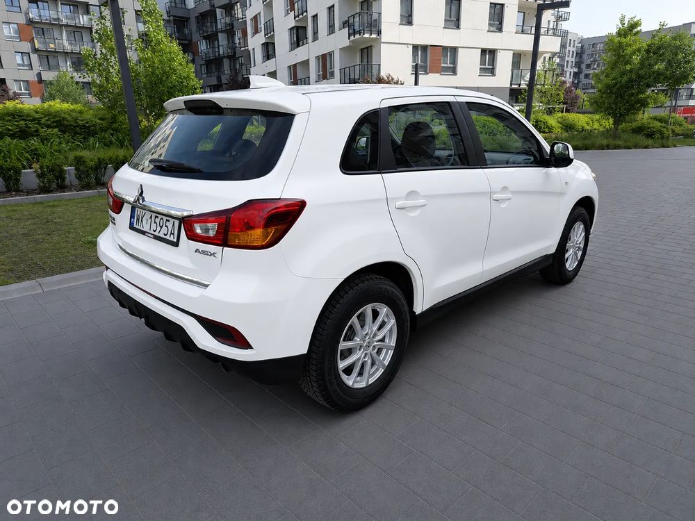 Mitsubishi ASX 1.6 Invite Navi - 4
