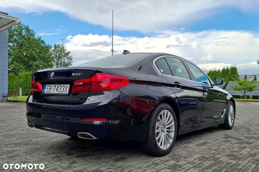BMW Seria 5 540i GPF xDrive - 1
