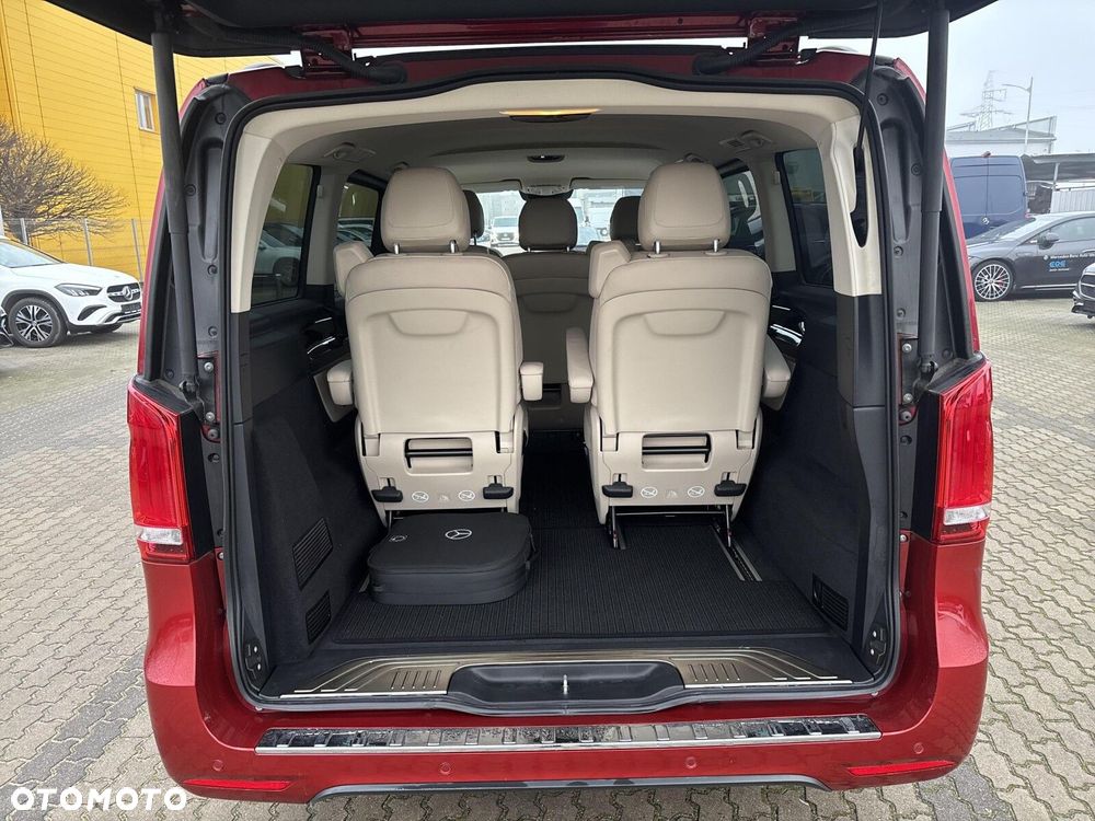 Mercedes-Benz EQV - 12