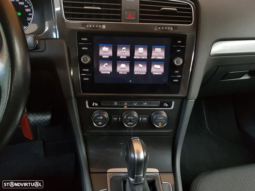VW Golf Variant 1.6 TDi Confortline DSG - 42