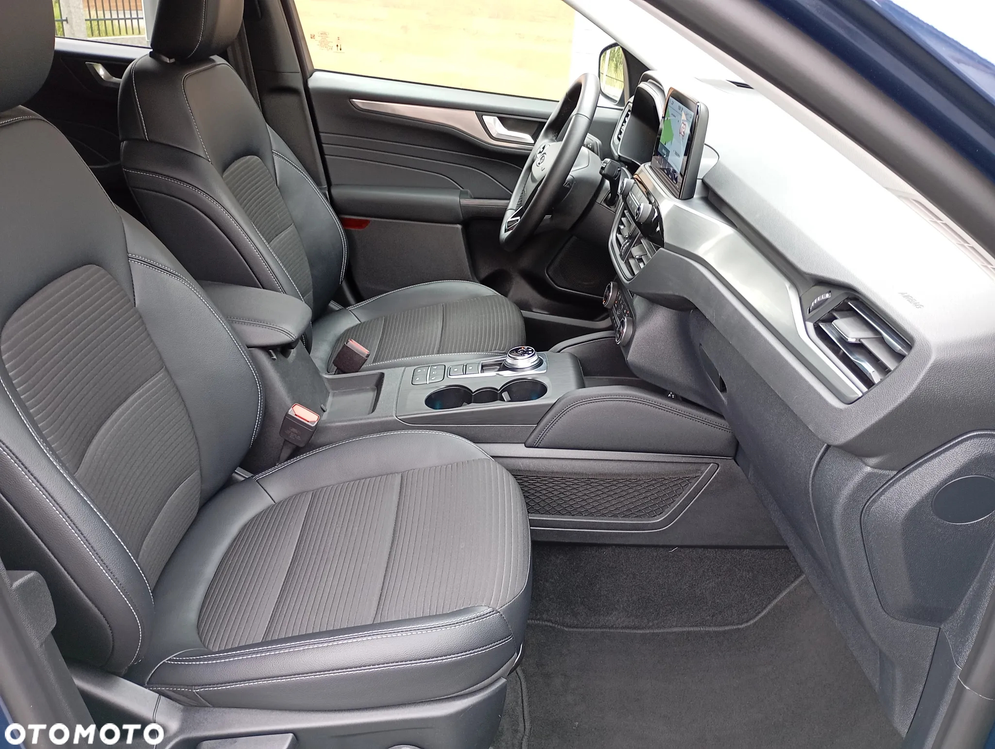 Ford Kuga 2.0 EcoBlue 4x4 TITANIUM X - 6