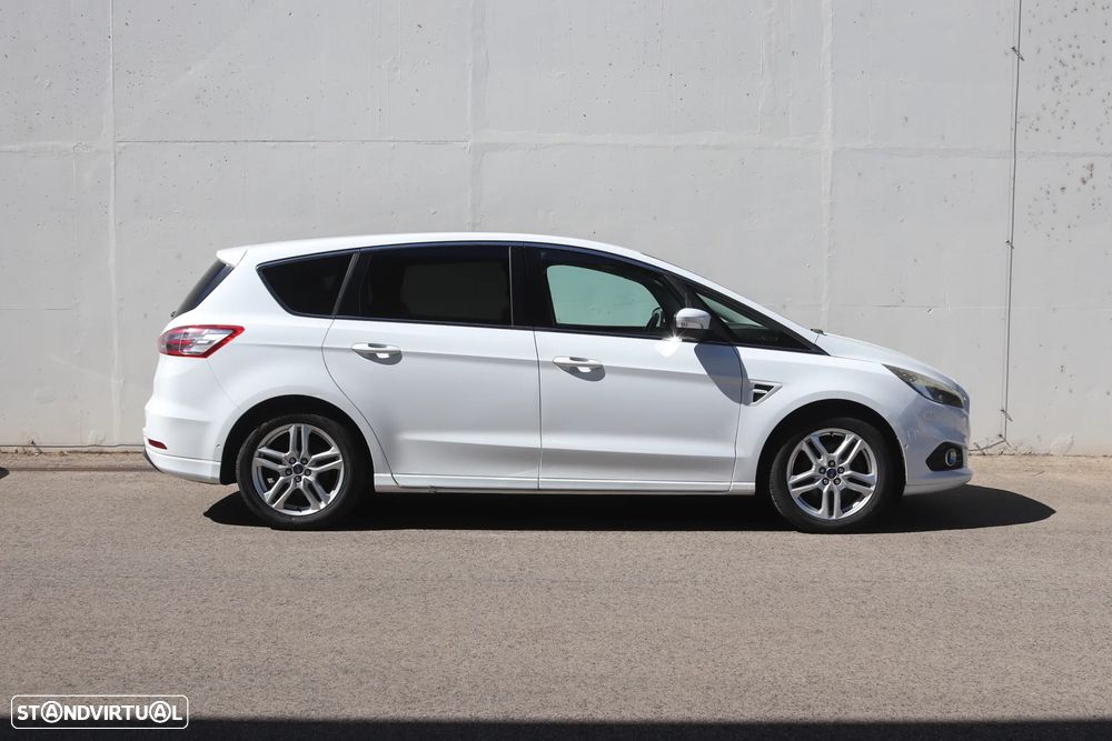 Ford S-Max - 29