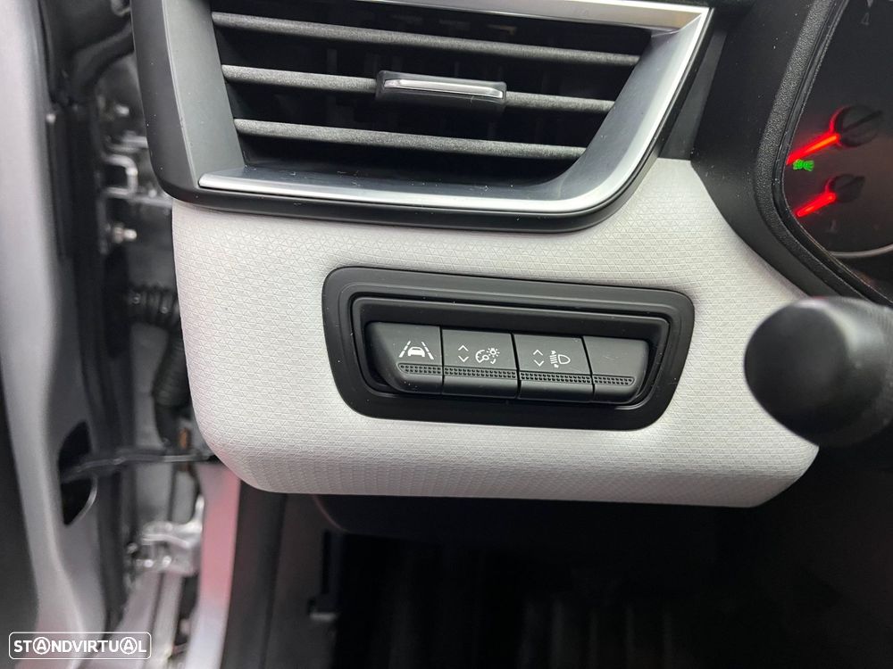 Renault Clio 1.0 TCe Limited Bi-Fuel - 15