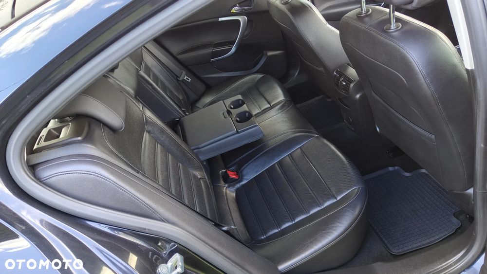 Opel Insignia 2.0 CDTI ecoFLEX Business Cosmo - 28