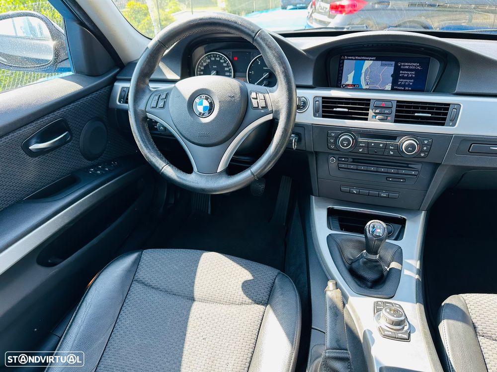 BMW 318 d DPF Touring Edition Sport - 22