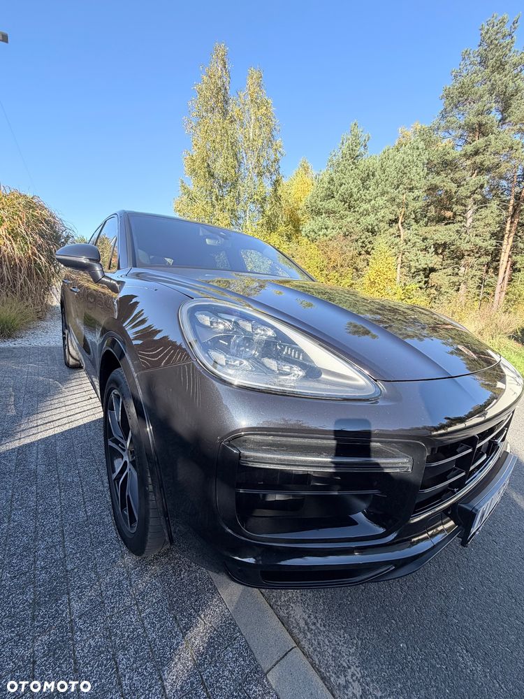 Porsche Cayenne Turbo - 2