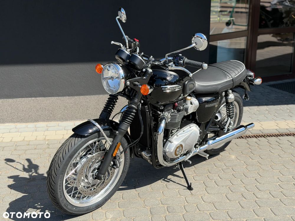 Triumph Bonneville - 5