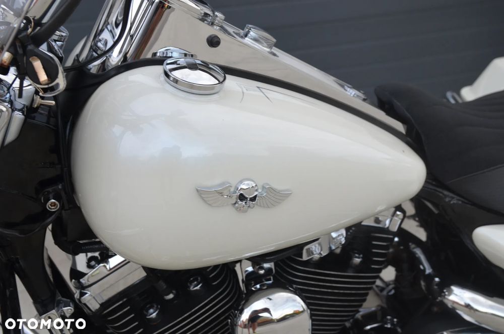 Harley-Davidson Touring Road King - 14