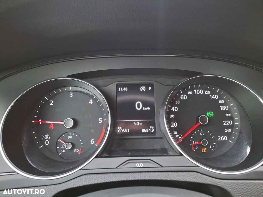 Volkswagen Passat 2.0 TDI DSG Advance - 6