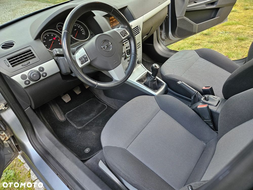 Opel Astra III 1.4 Enjoy - 8