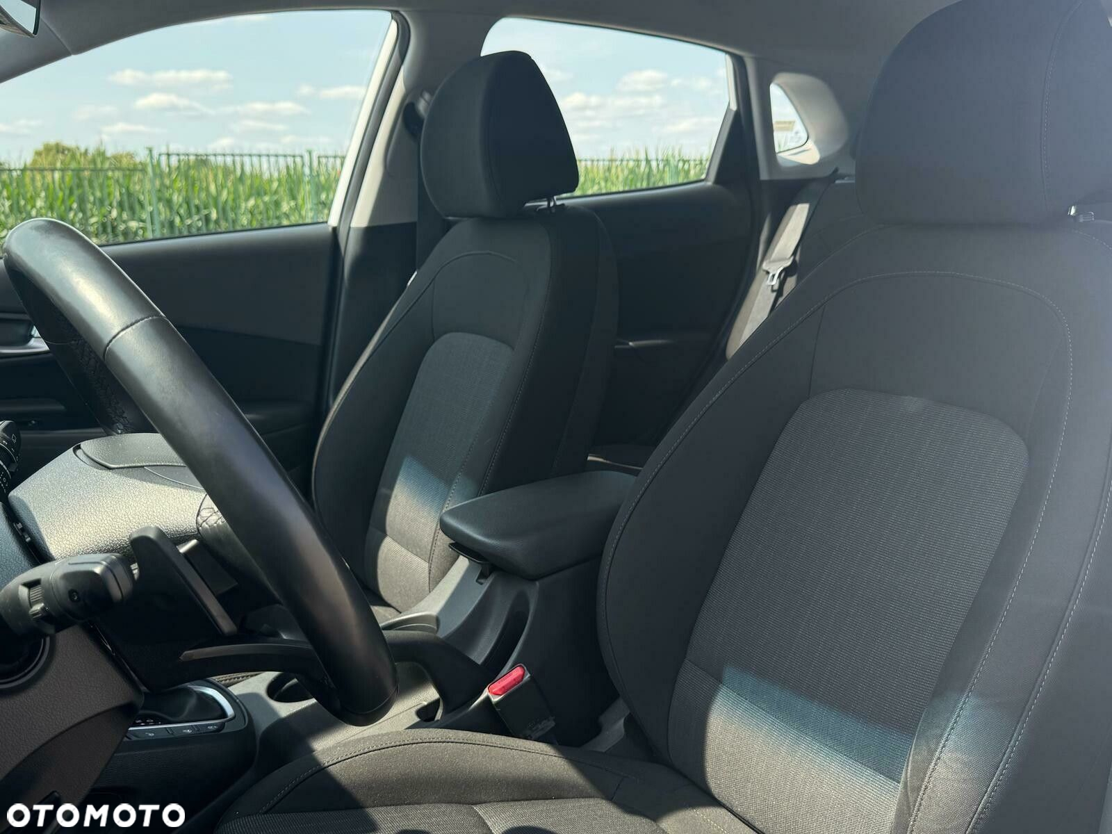 Hyundai Kona 1.6 T-GDI Comfort DCT - 24