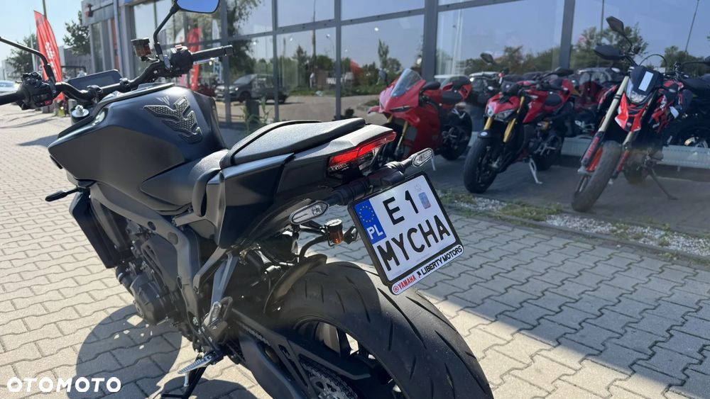 Yamaha MT - 7