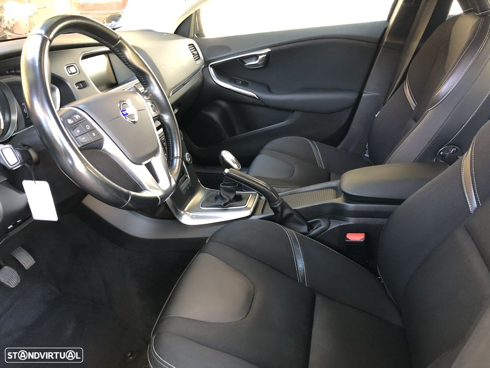Volvo V40 1.6 D2 Momentum - 12