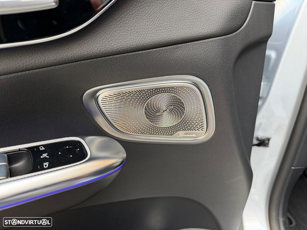 Mercedes-Benz GLC 300 e 4Matic 9G-TRONIC Avantgarde Advanced - 30