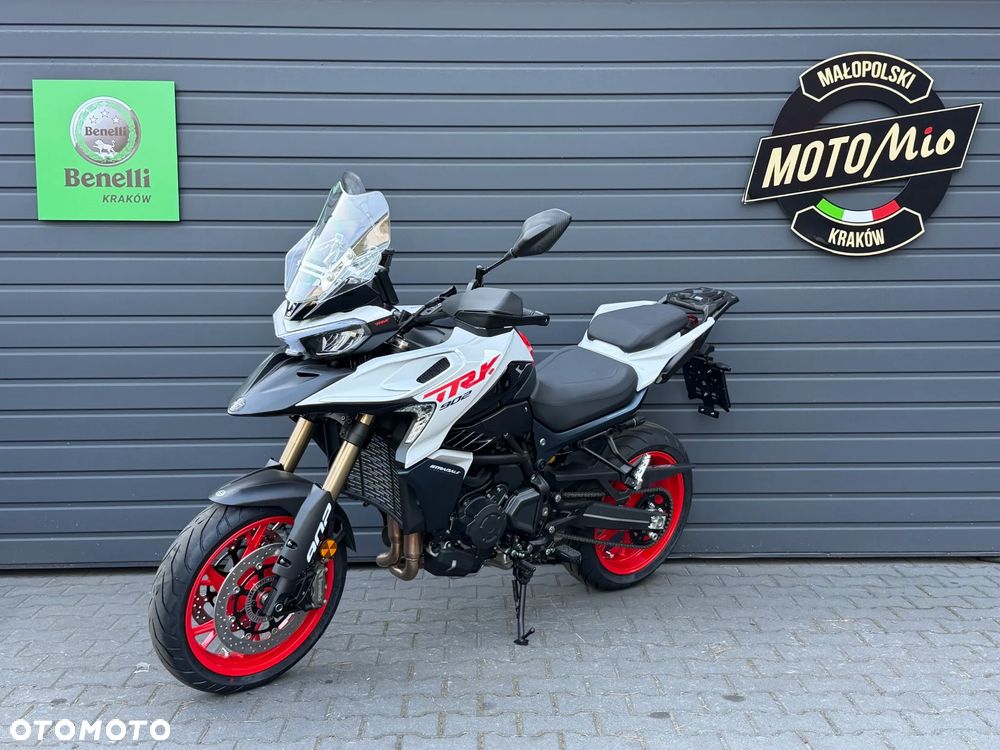 Benelli Inny - 1