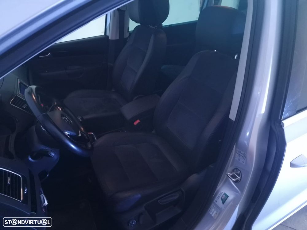 VW Sharan 2.0 TDI Blue Highline - 21