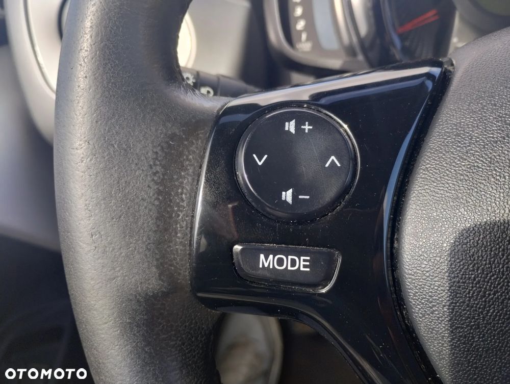 Toyota Aygo x-play - 14
