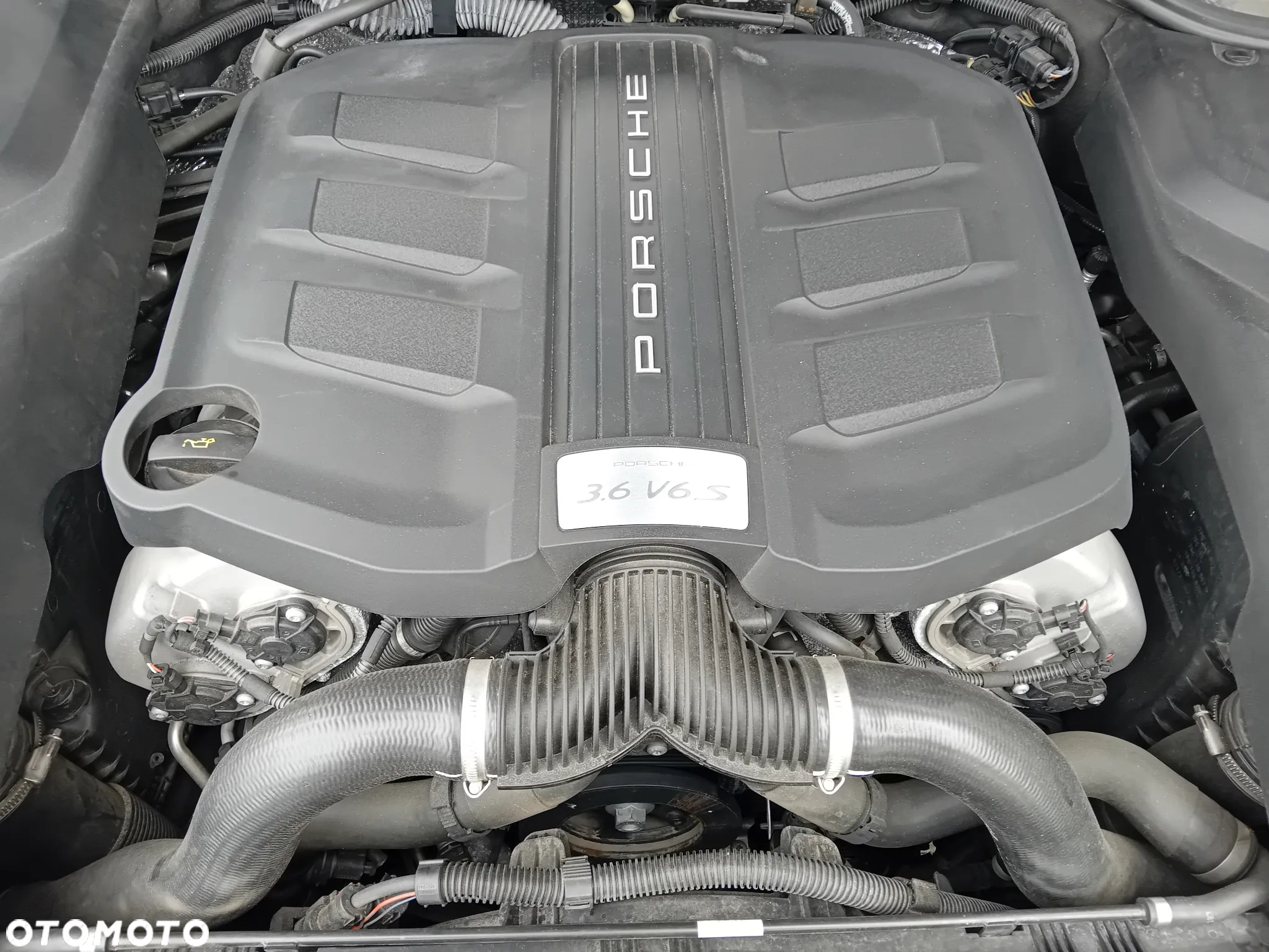 Porsche Cayenne S - 9