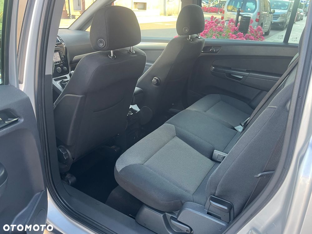 Opel Zafira 1.7 CDTI Cosmo EU5 - 12