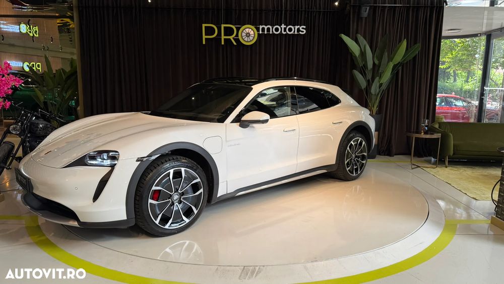 PORSCHE Taycan 2023 — imagine 8