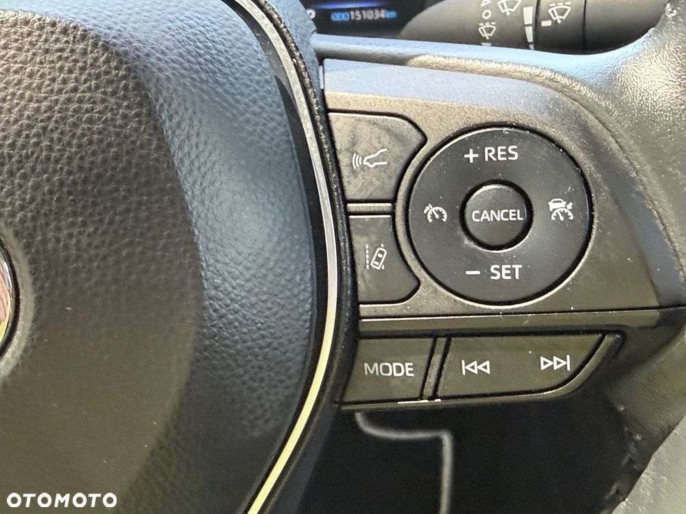 Toyota Corolla 1.8 Hybrid Comfort - 30
