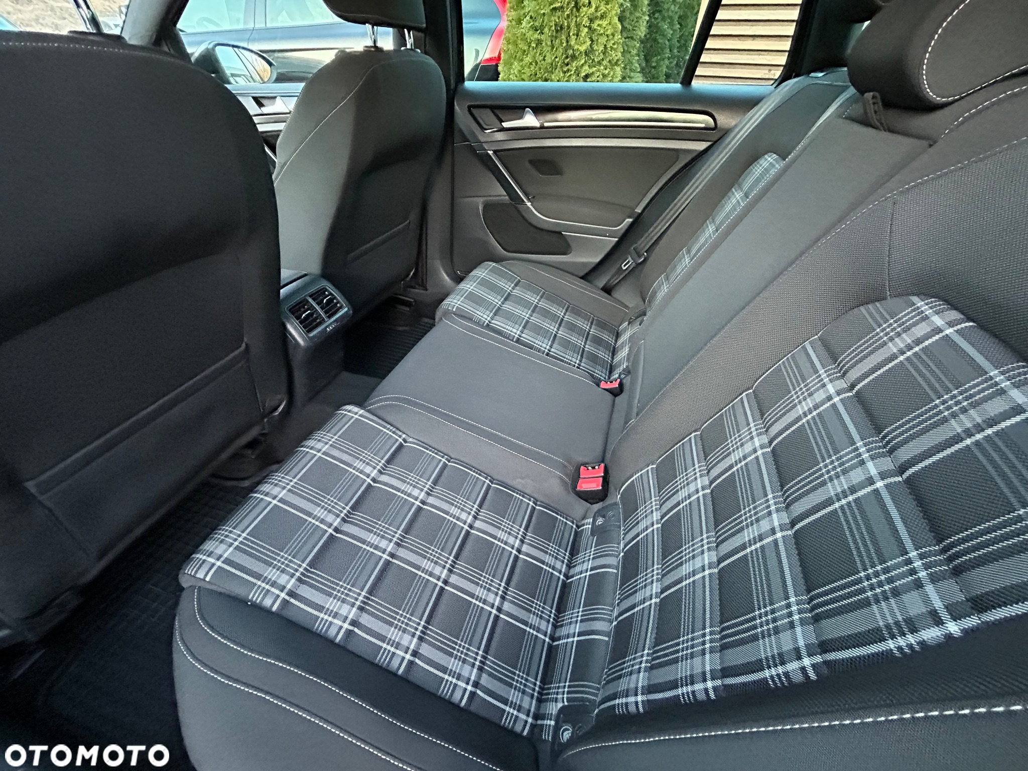 Volkswagen Golf GTD (BlueMotion Technology) DSG - 16