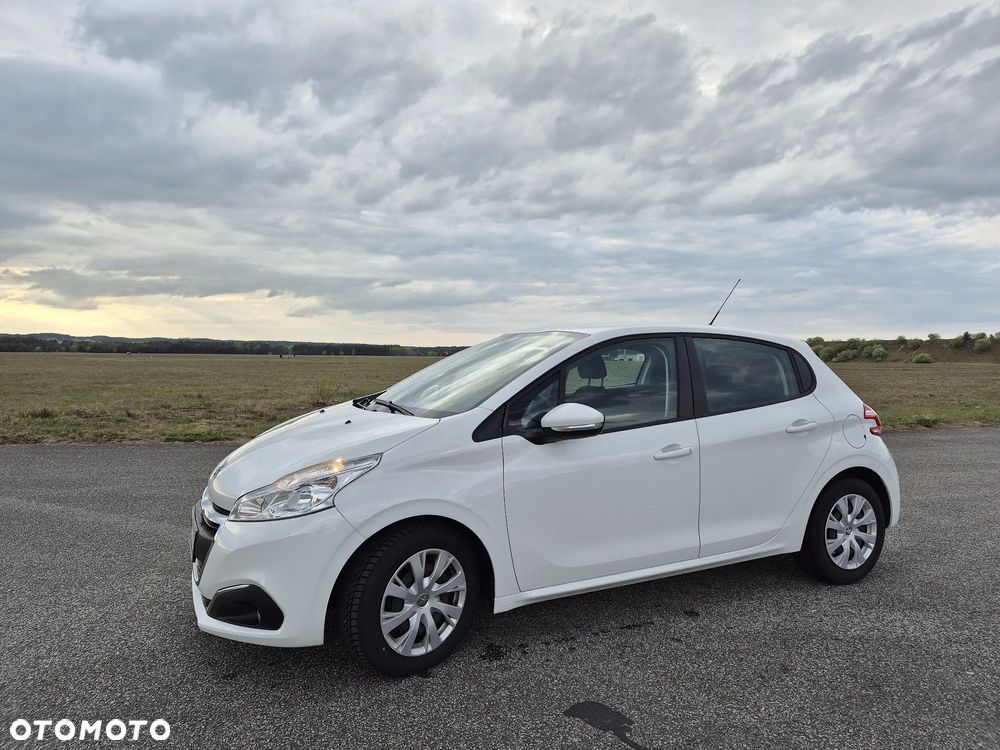 Peugeot 208 - 2