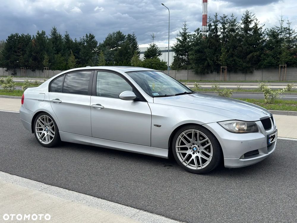 BMW Seria 3 320i - 9