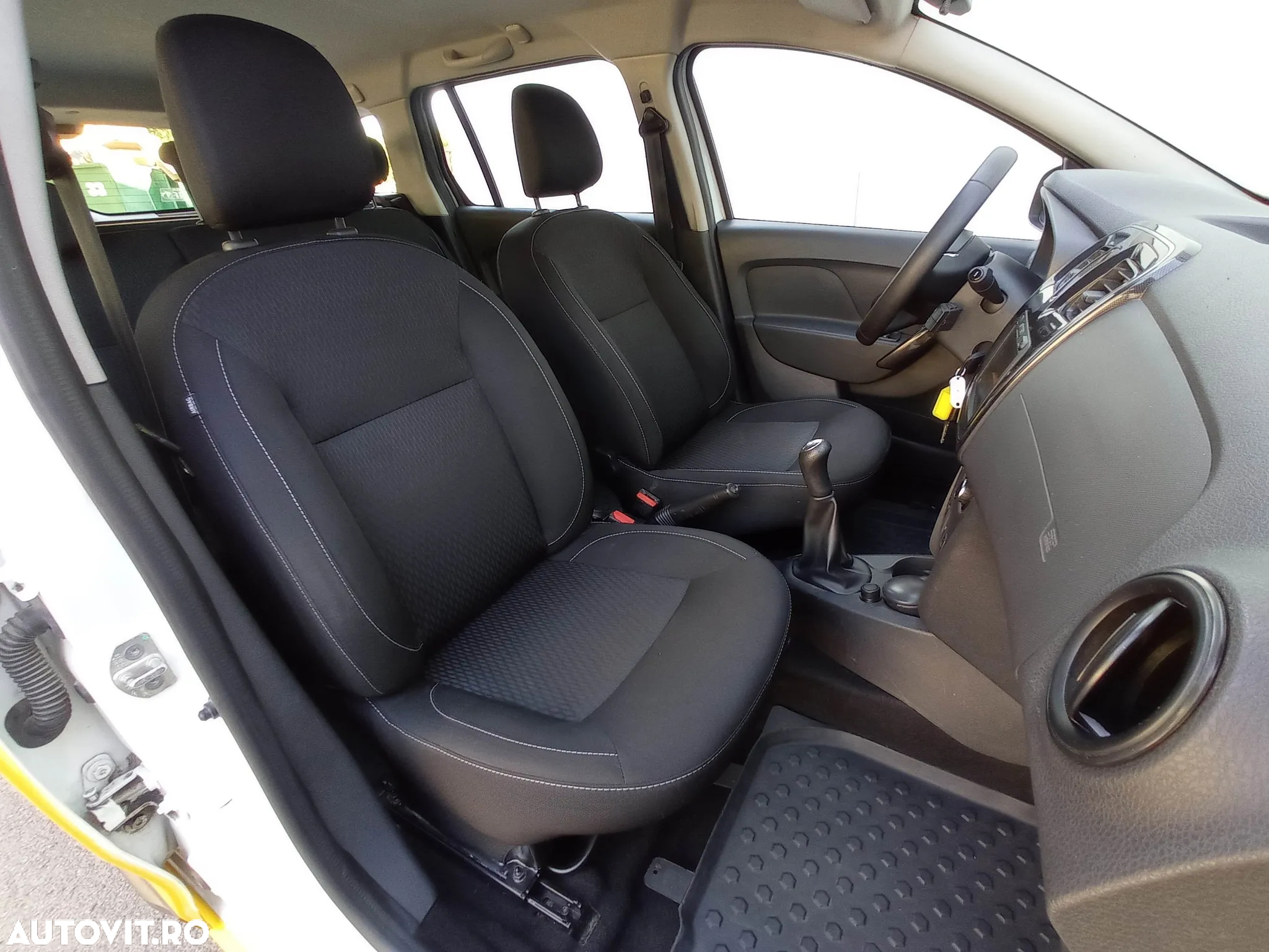 Dacia Logan MCV 1.5 Blue dCi Laureate - 27