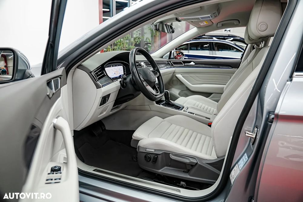 Volkswagen Passat 2.0 TDI DSG Highline - 4