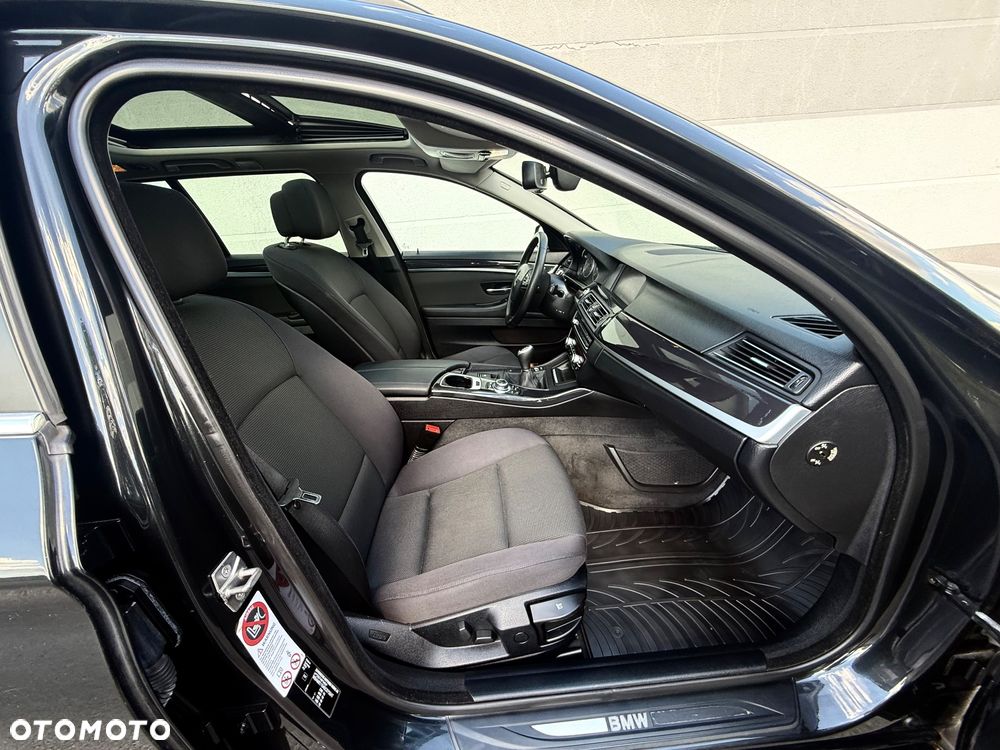 BMW Seria 5 520d Blue Performance - 7