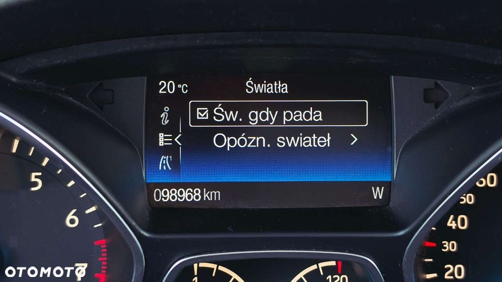 Ford Kuga 1.5 EcoBoost 2x4 Titanium - 20