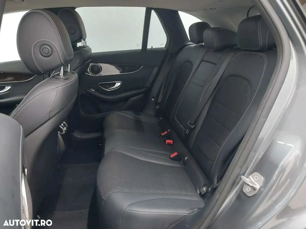 Mercedes-Benz GLC 250 d 4Matic 9G-TRONIC AMG Line - 8