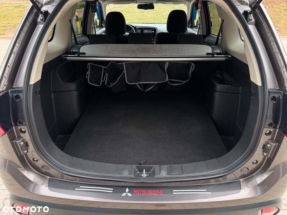 Mitsubishi Outlander 2.0 2WD CVT Spirit - 15
