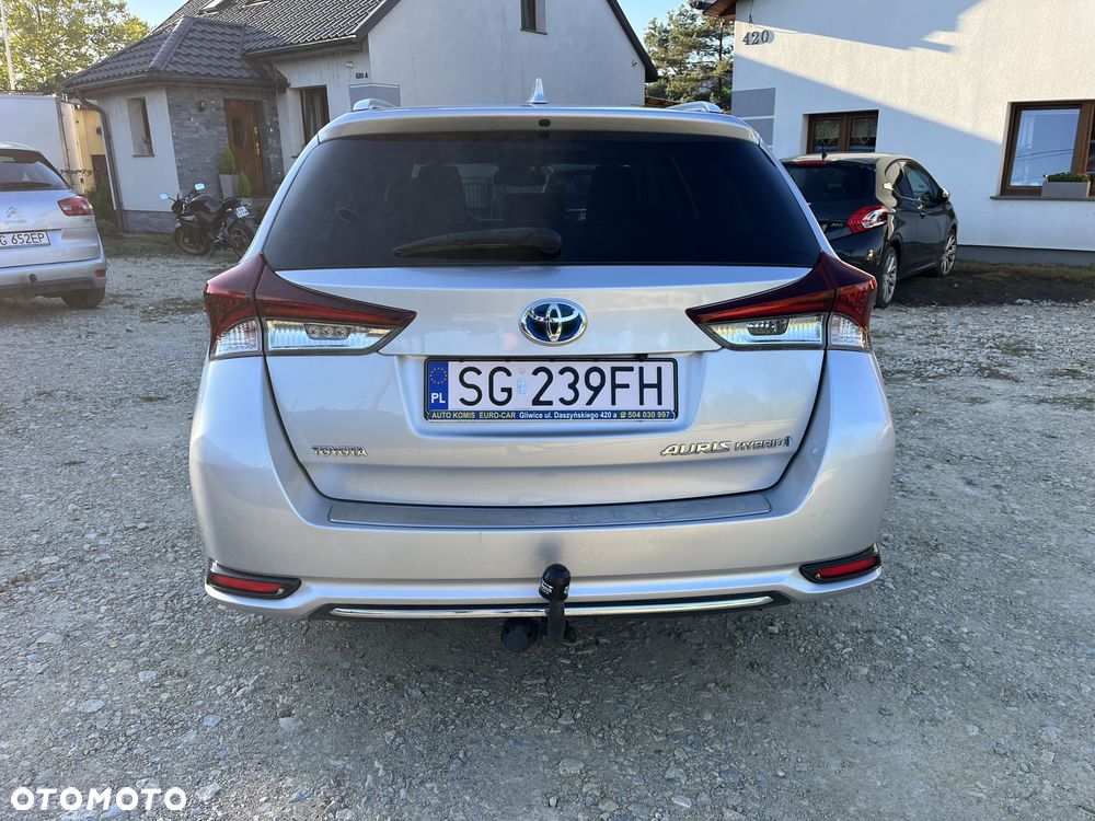 Toyota Auris 1.8 HSD Luna - 8