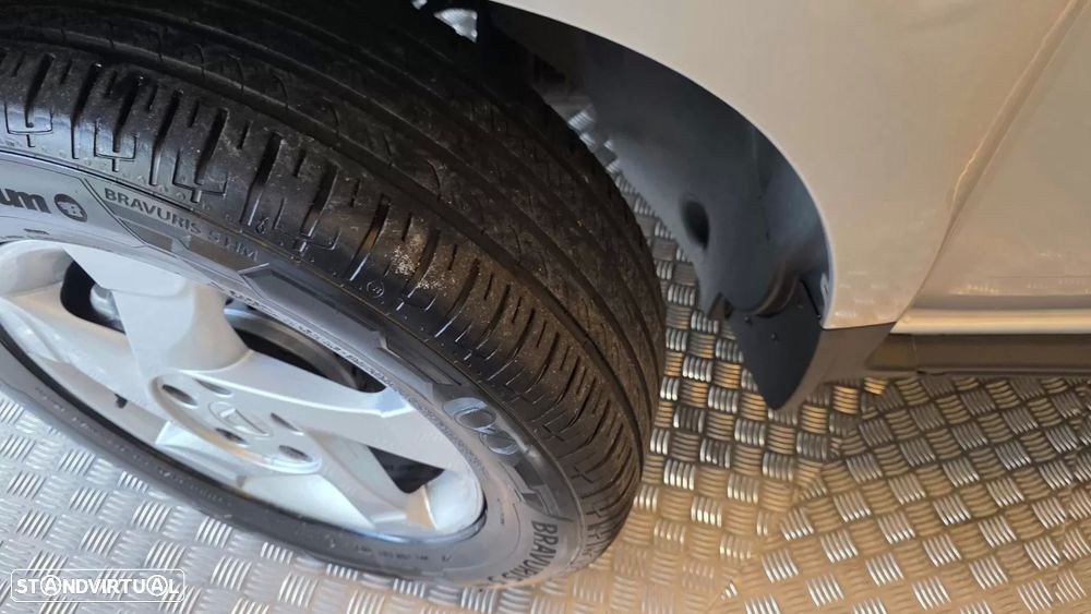 Dacia Duster 1.5 dCi Prestige - 25