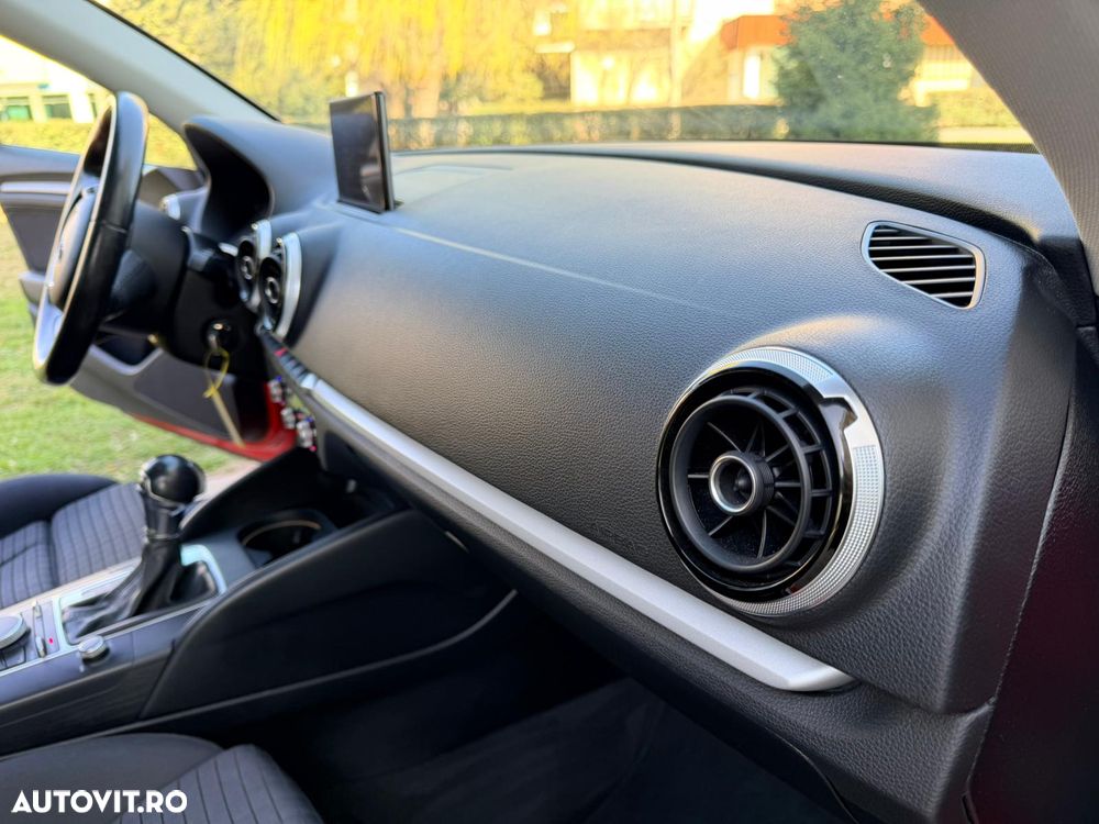 Audi A3 1.4 TFSI ack S tronic Attraction - 35